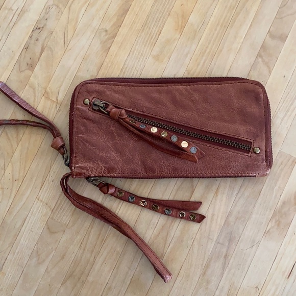 Free People Handbags - Free people wristlet